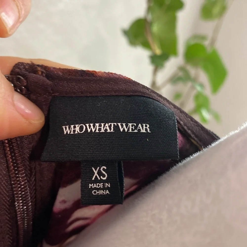 Who What Wear Dress Womens XS Black Watercolor Floral Fit and Flare Stretch Boho - Picture 2 of 9